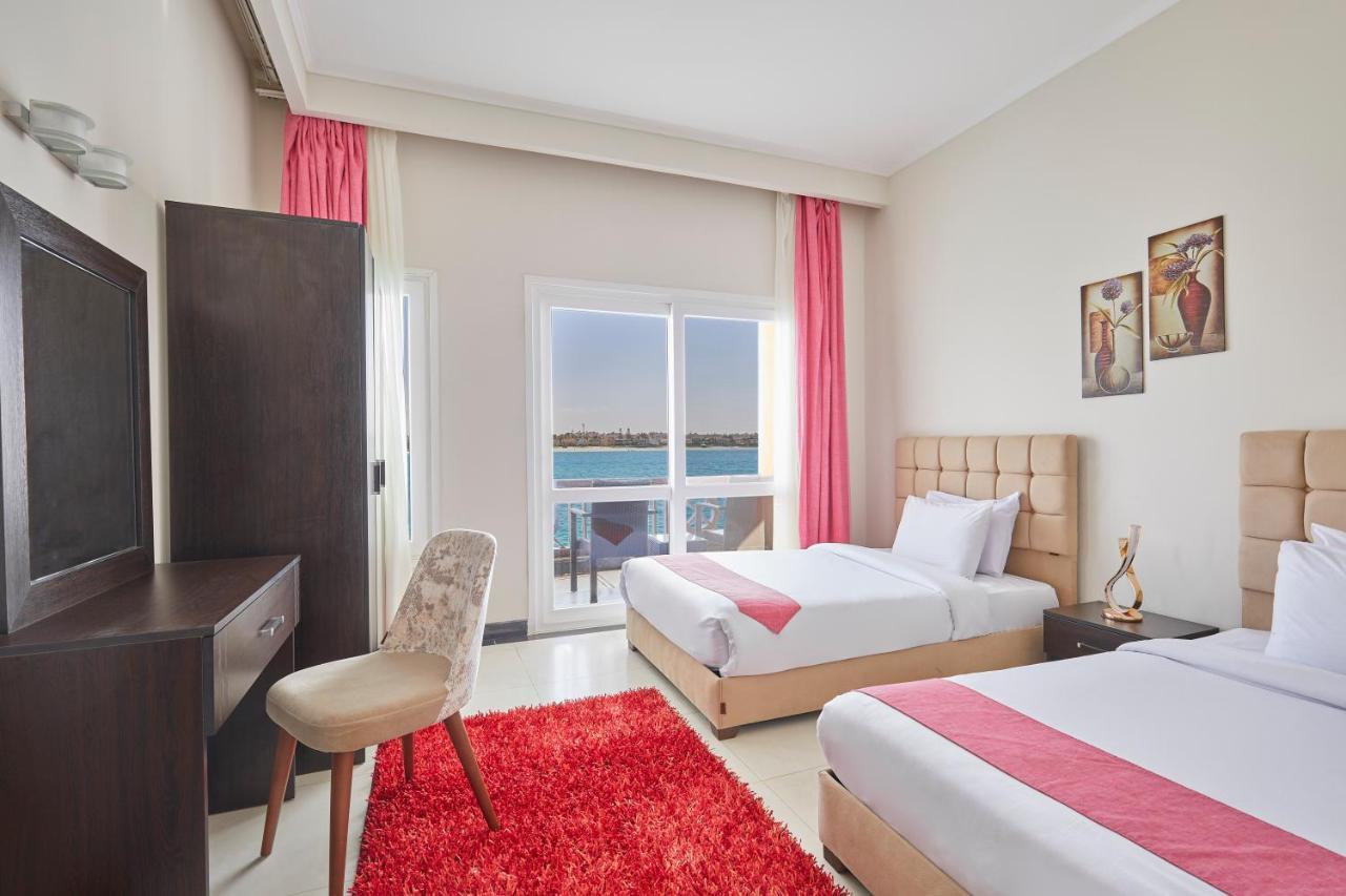 Golden Ocean Marina Hotel Ел Аламейн Екстериор снимка