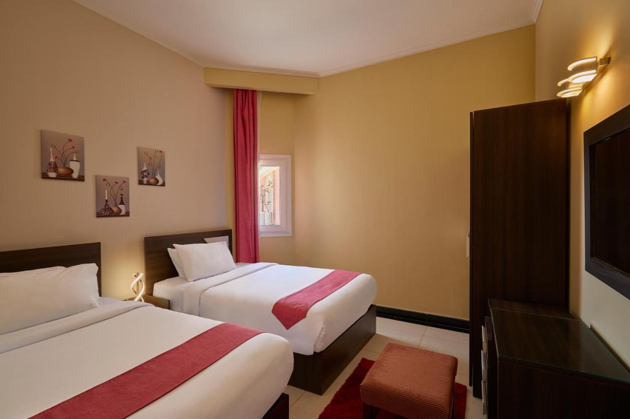 Golden Ocean Marina Hotel Ел Аламейн Екстериор снимка