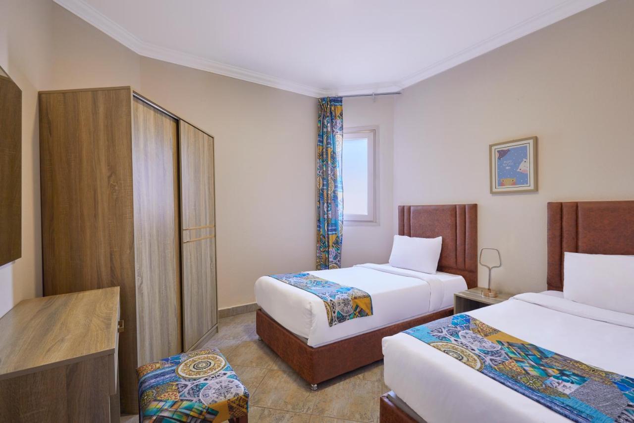 Golden Ocean Marina Hotel Ел Аламейн Екстериор снимка